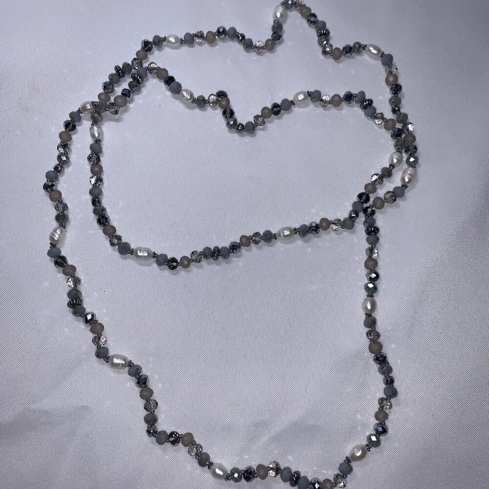 VINTAGE MARLYN SCHIFF GLASS BEADED HAND CRAFTED CONTINUOUS LONG NECKLACE